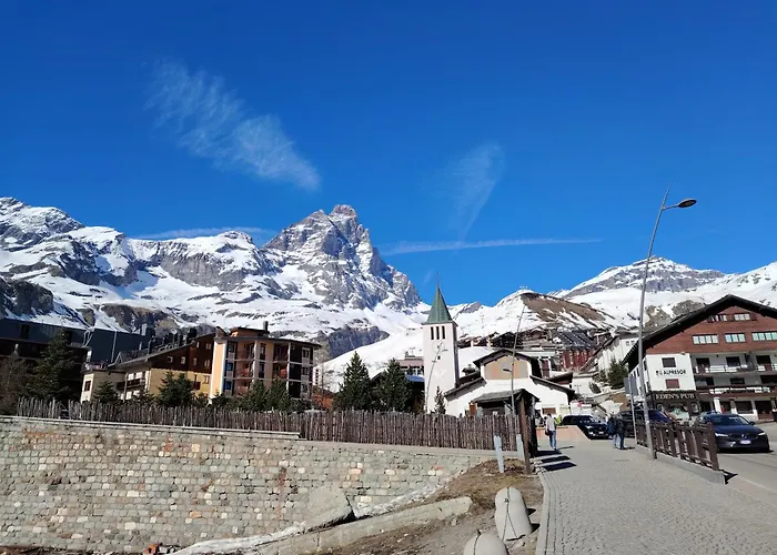 In Bella Vista Ai Piedi Del Cervino Apartment *