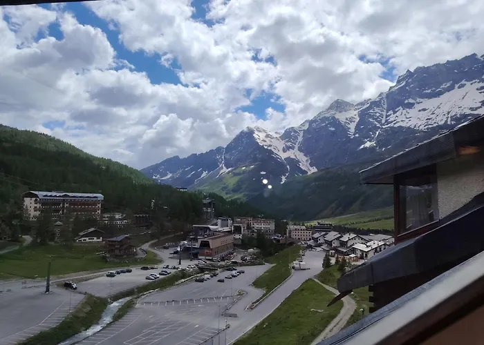 Apartment In Bella Vista Ai Piedi Del Cervino *